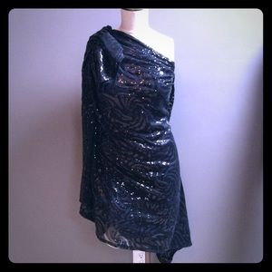 Stunning sequence one shoulder cocktail dress